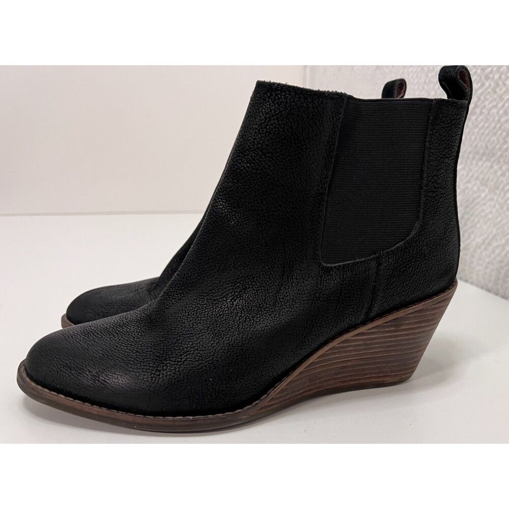 Lucky Brand Pallet Black Leather Wedge booties. Size 9.5.